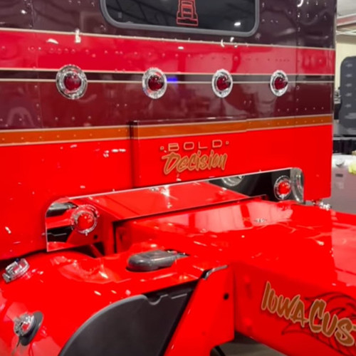 Stainless Steel Shock Box Cover W/O Light Holes Iowa Customs Fits Peterbilt 589