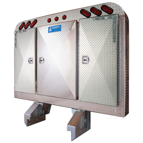 8 Inch Merritt 68 X 84 X Aluminum Cab Rack With 3 Smooth Aluminum Doors