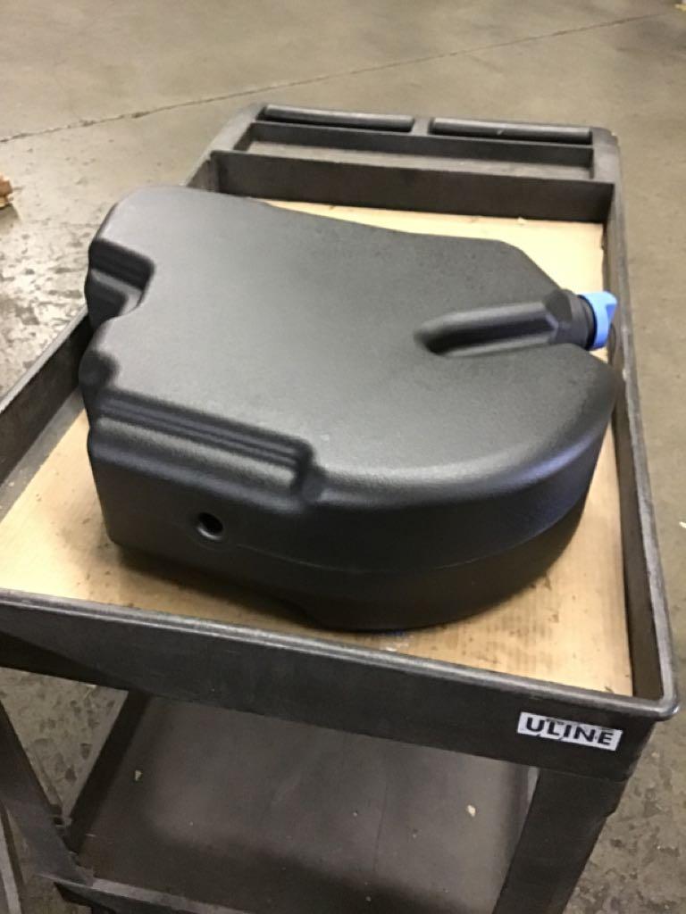 4214372C93 | Genuine International DEF Tank with Head Sensor