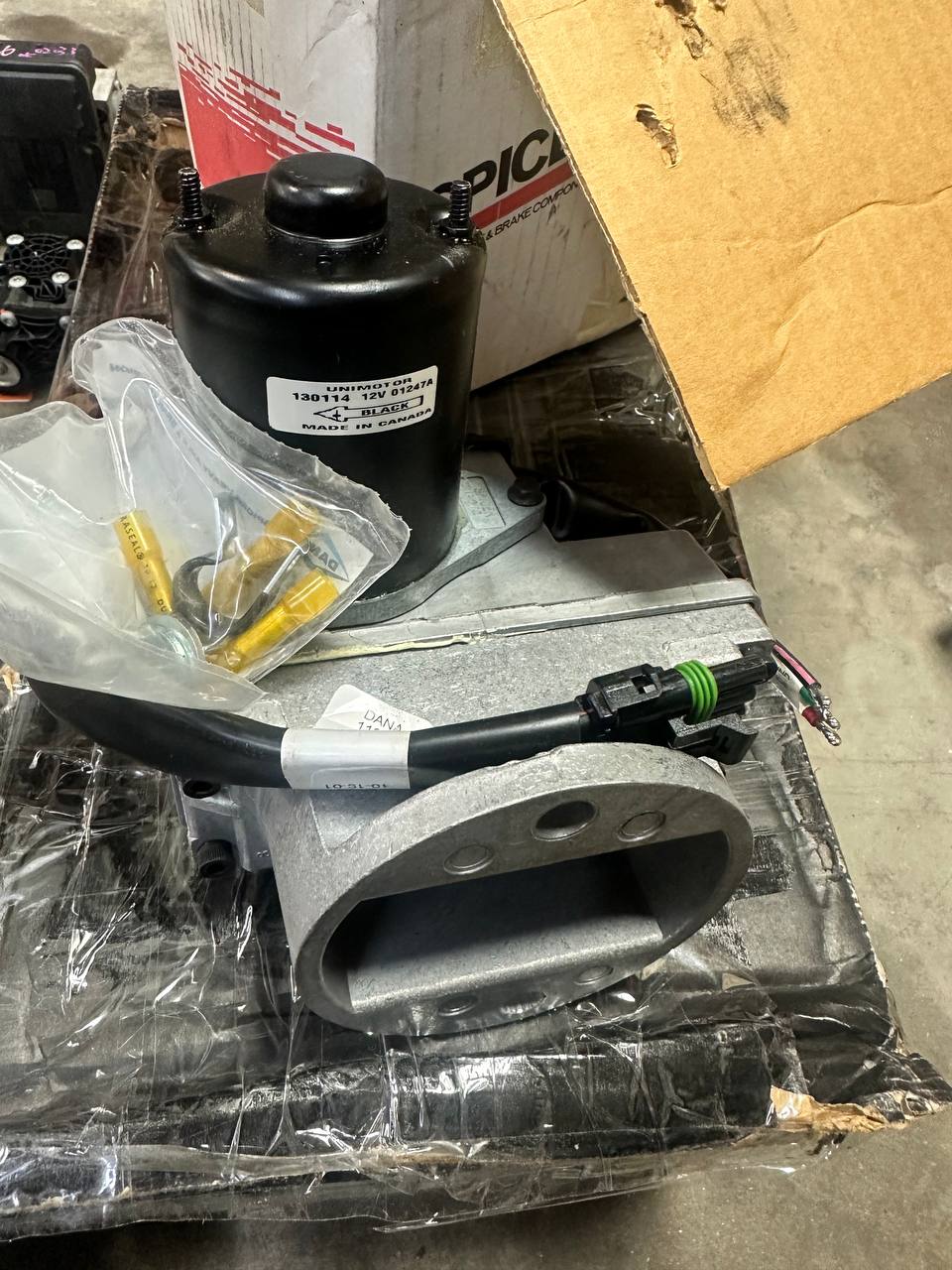 130114 | Genuine Spicer Differential Lock Electric Shift Motor 12V