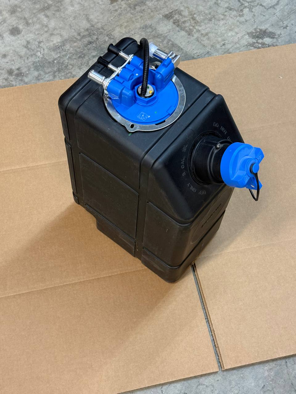 10004948 | Genuine Capacity DEF Tank (Diesel Exhaust Fluid) Sensor Head