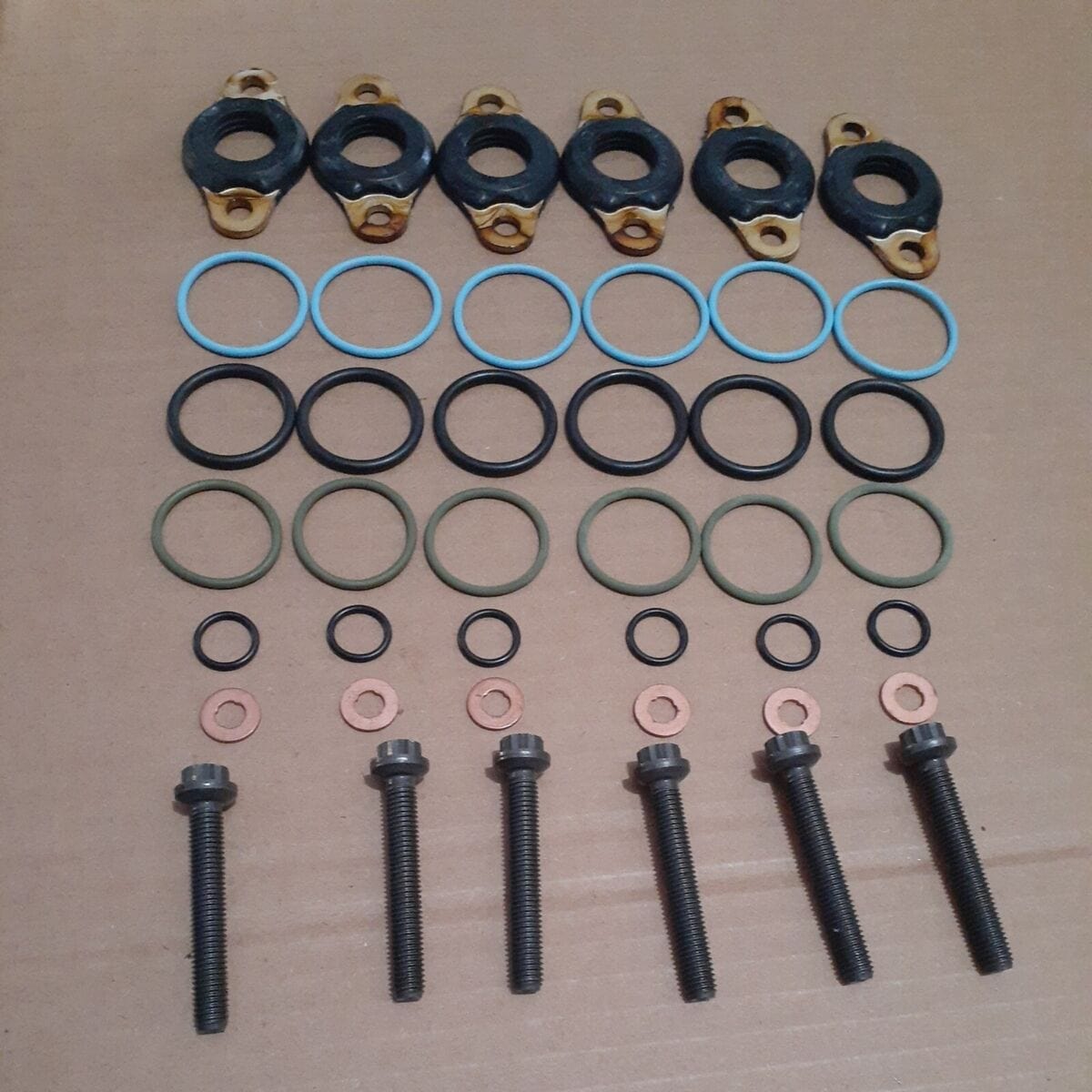 A4600700987 | Genuine Detroit Diesel Injector Kit, Set Of 6