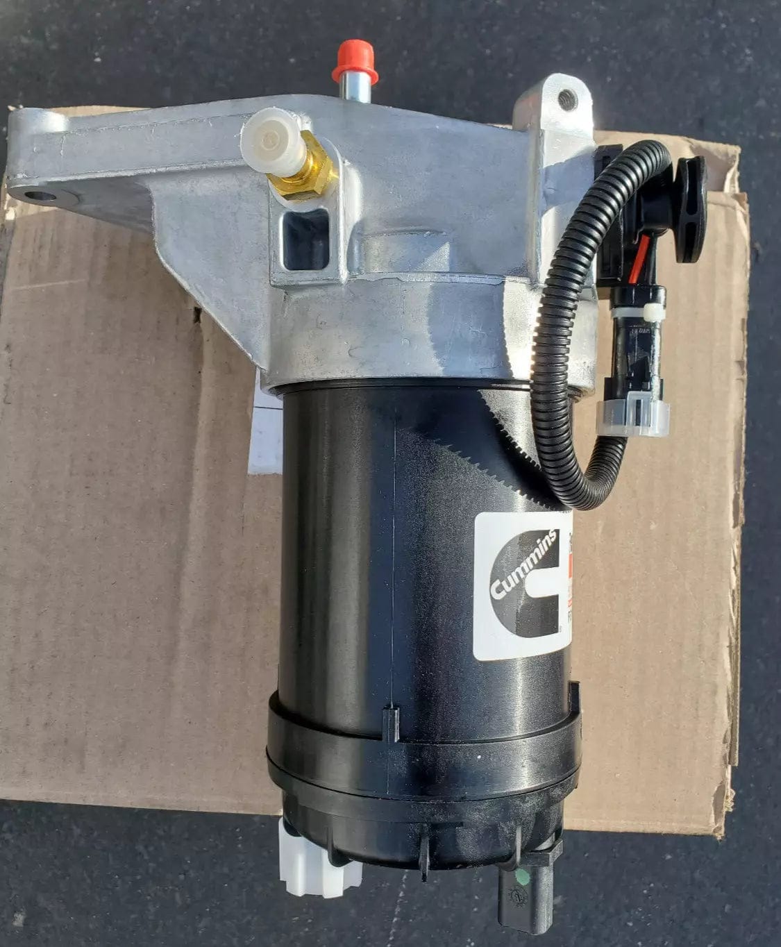5710141 | Genuine Cummins Fuel Filter