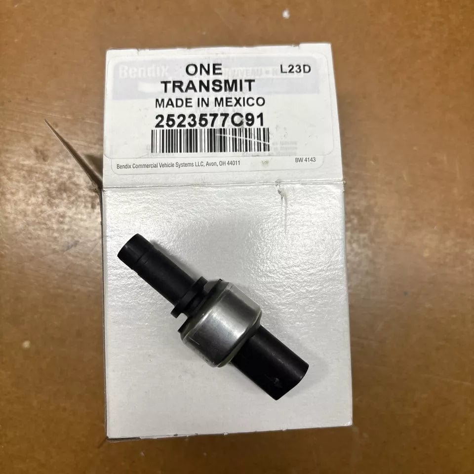 2523577C91 | Genuine International Air Pressure Switch